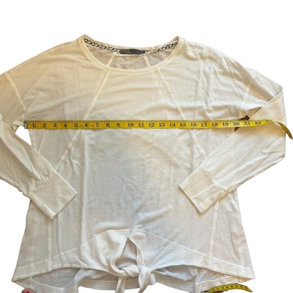 Prana white long sleeve shirt with tie in front. Women’s size small. - Picture 2 of 7
